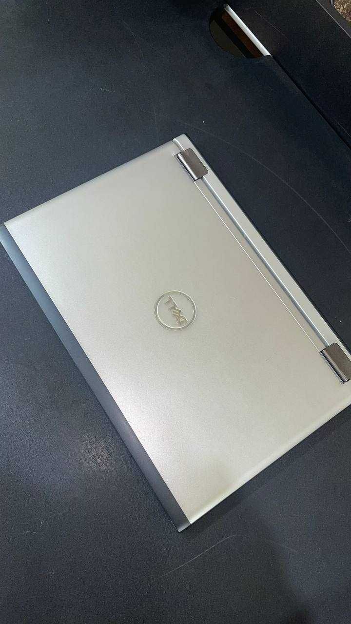 Ноутбук задля несклалдних задач Dell Vostro V130