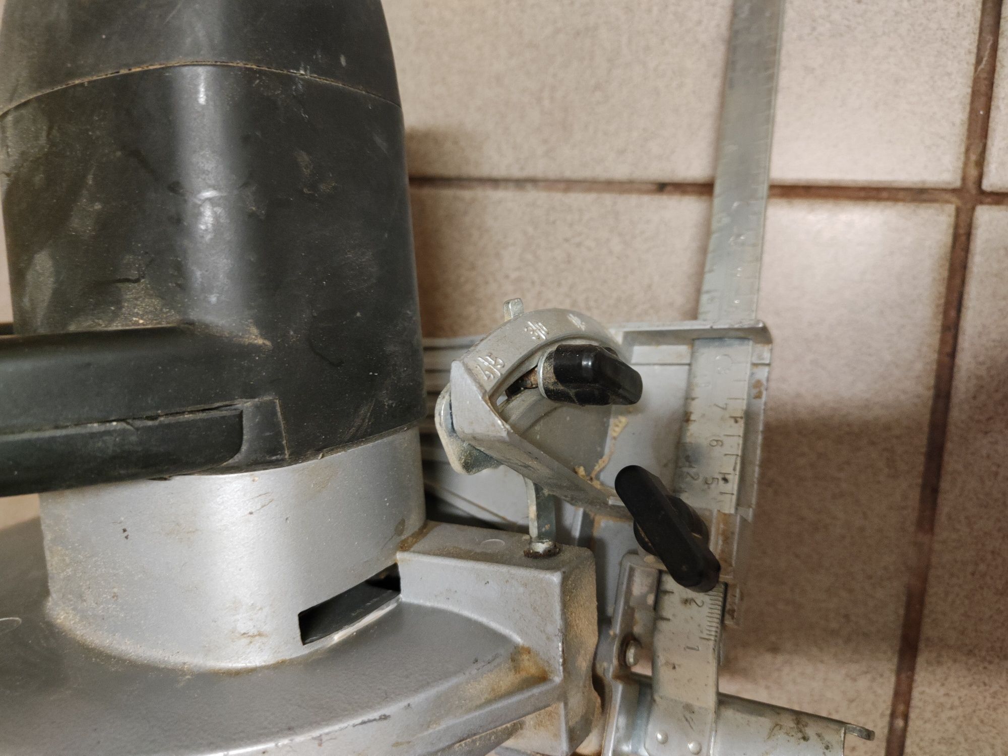 Piła kątowa tarczowa ręczna niemiecka Skil Skilslaw 830 W