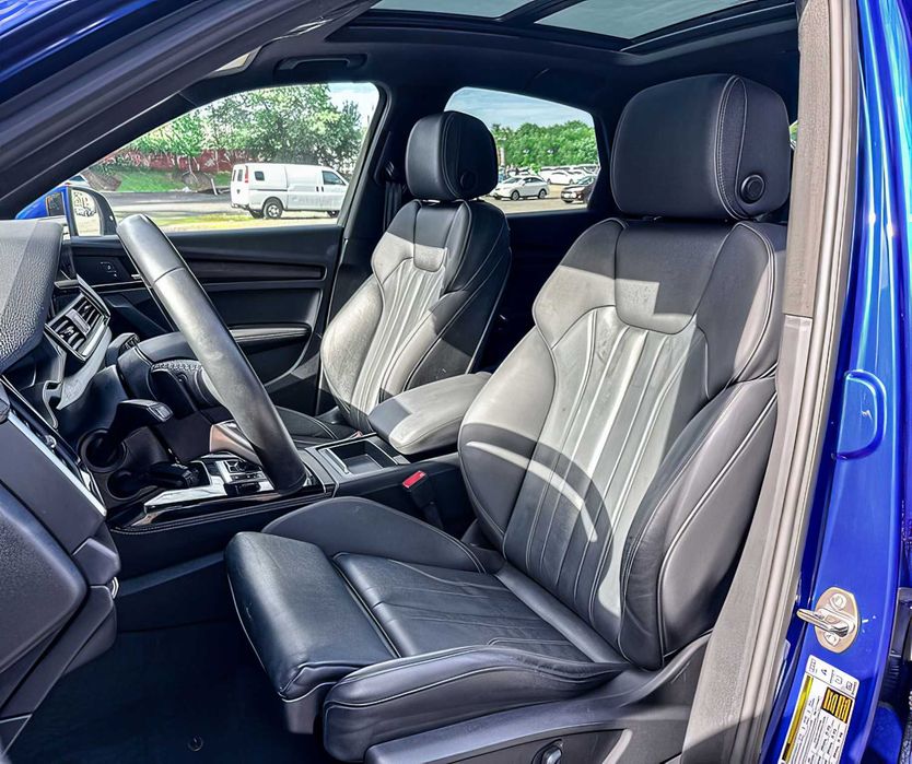 Audi Q5      2022