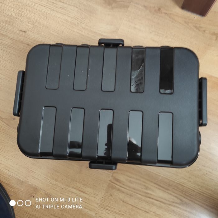 Hermetyczna skrzynka instalacyjna elektryczna., lub narzędziowa. Sprze