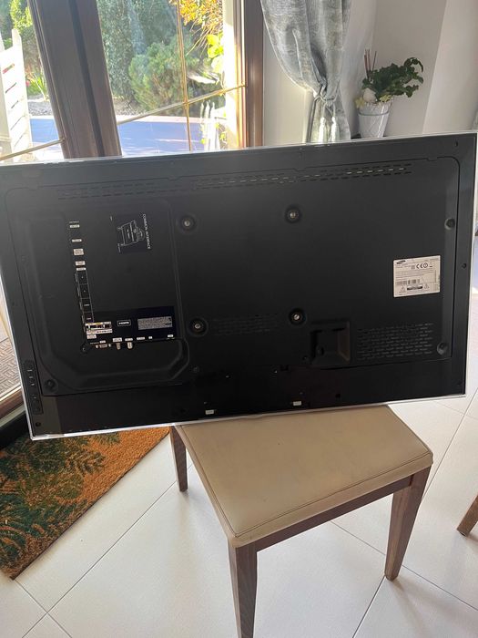 Uszkodzony TV Samsung UE40D6750