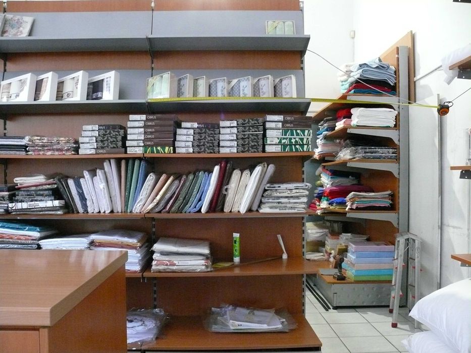 regały/meble do sklepów