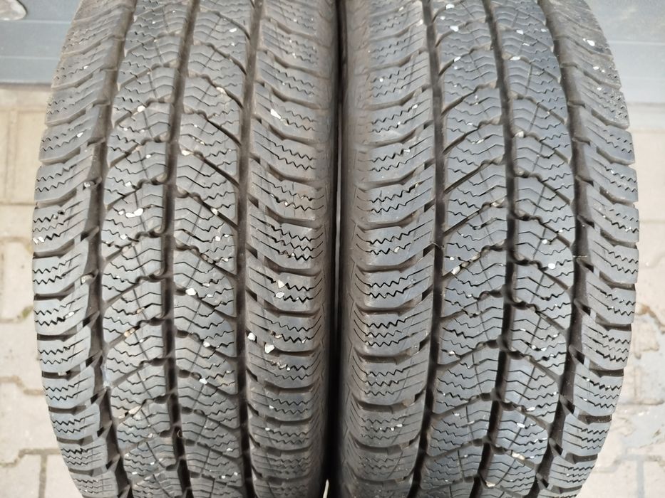 Opony zimowe Semperit 215/65R16C