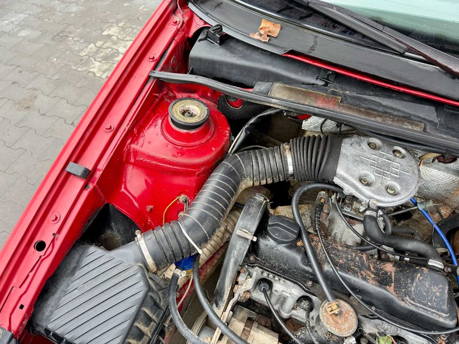 Volkswagen Passat 1989 рік! 1.6 бенз/механіка Документи порядок! Київ!