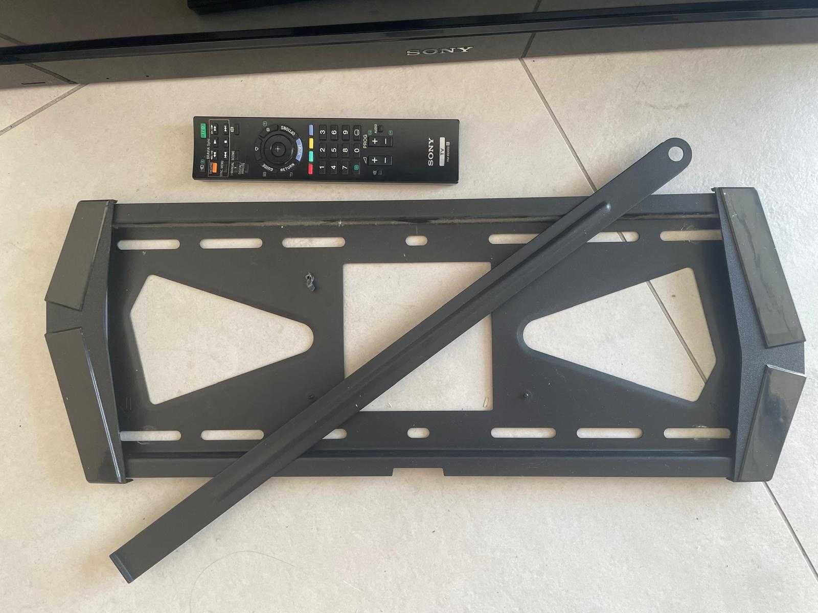 Televisão Sony Bravia kdl-32bx400 - A funcionar
