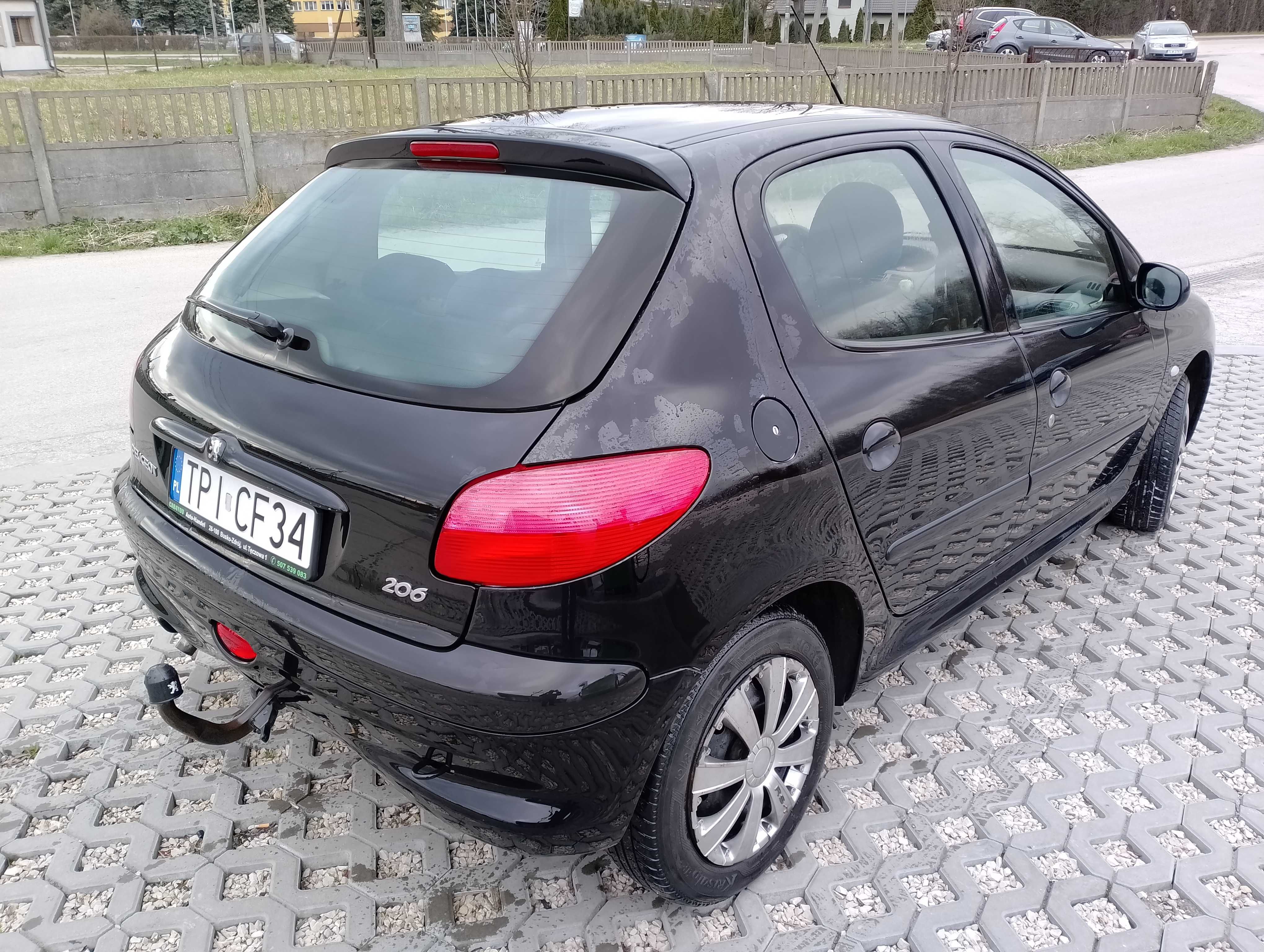 Peugeot 206.  1.4B