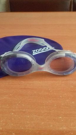 Качественные очки для плаванья.
Speedo