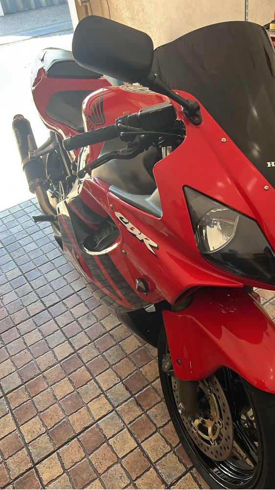 Honda cbr 600 f4 sport