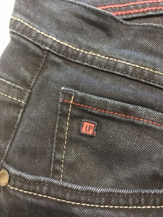 calcas lion of porches