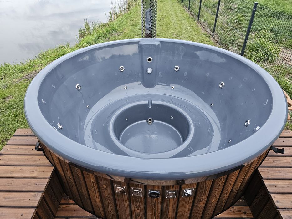 Gorąca balia mobilna jacuzzi