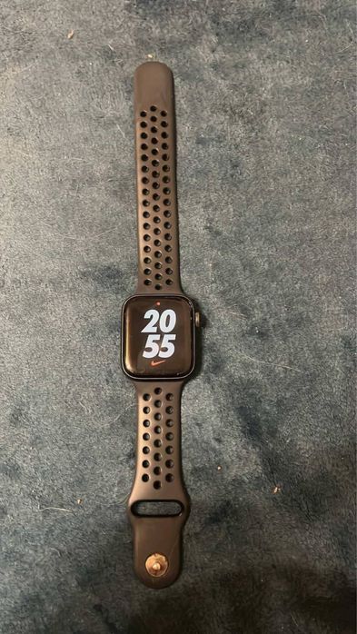 Apple Watch 5.