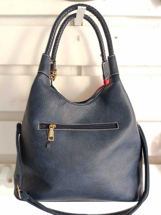 Mala de ombro – design tricolor clássico e elegante