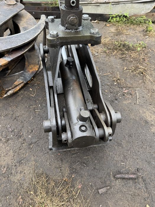 Гідрозахват для погрузки лісу