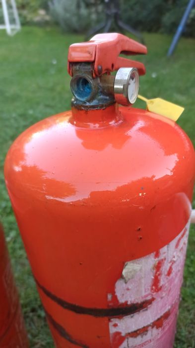 Вогнегасники порошкові