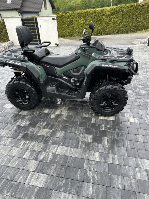 Sprzedam klada canam outlander w bardzo dobrym stanie