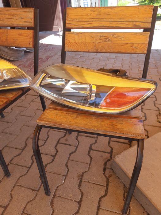 Фари оптика Audi Q7 2006 - 2010