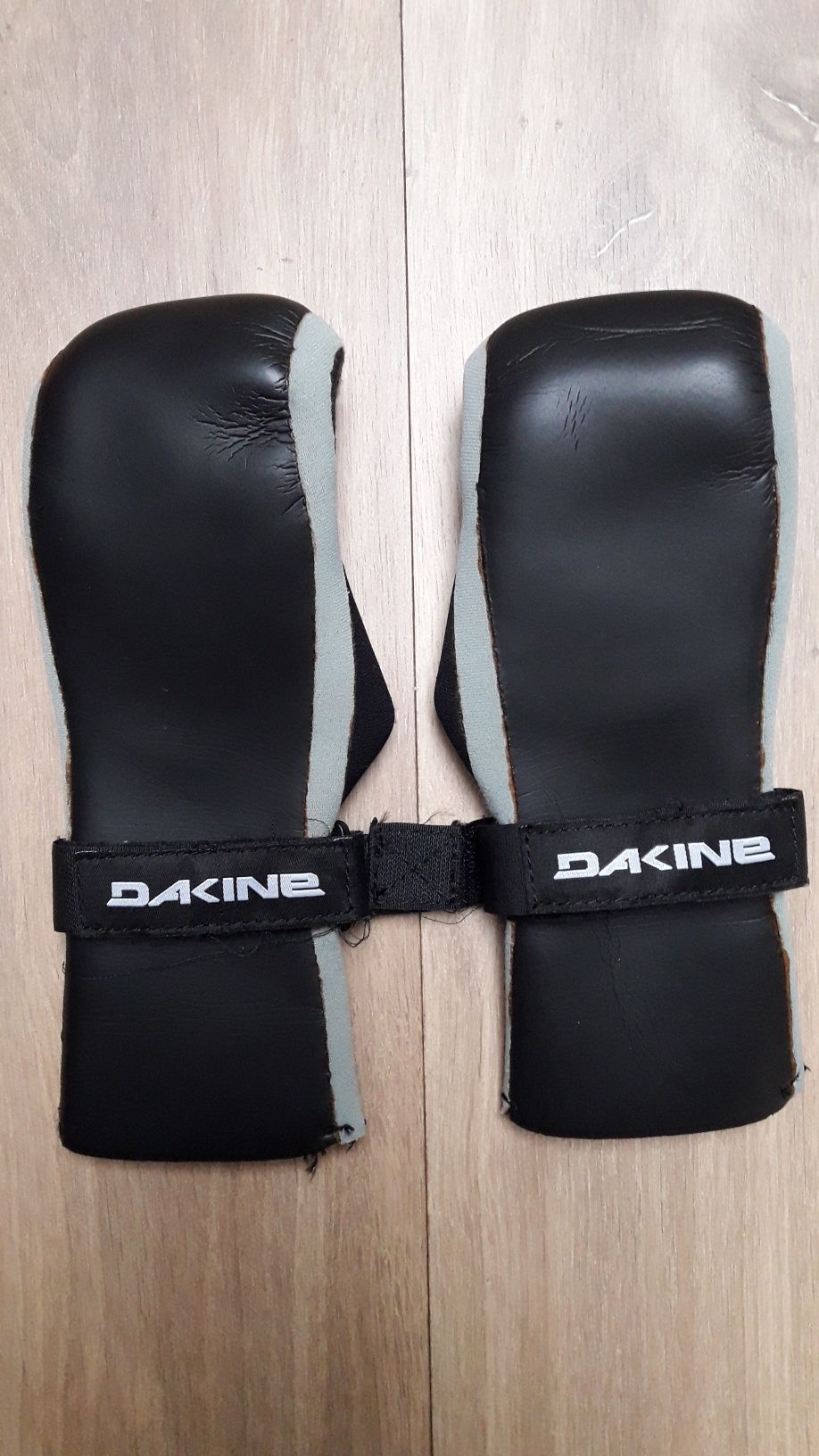 Rękawiczki rękawice neoprenowe Dakine 3mm r. XS(o.dłoni 20,5cm) S.stan