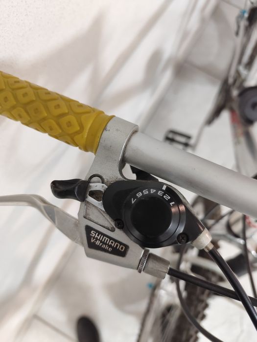 Bicicleta de qualidade com amortecedores pneumáticos