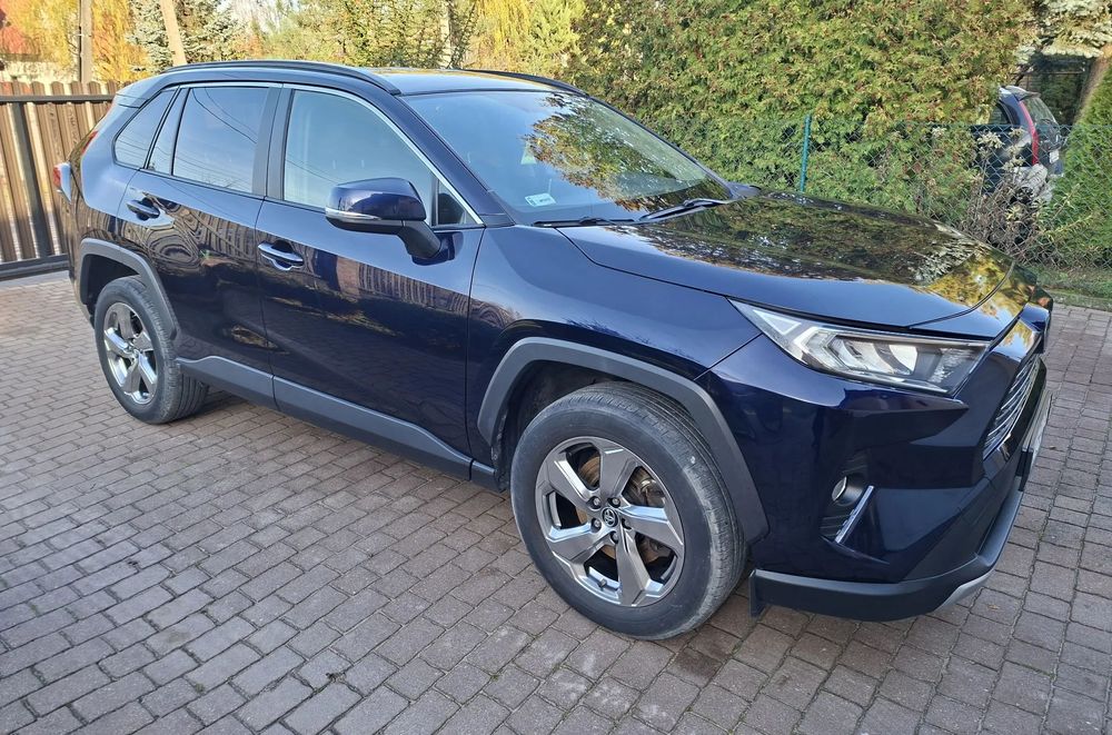 Toyota RAV4 Toyota RAV 4 V gen. 4x4  2.0 benzyna 2019r Salon Polska
