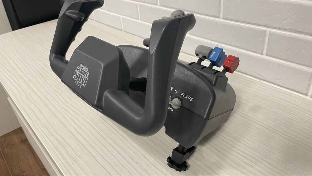 CH Flight SIM Yoke ( штурвал )