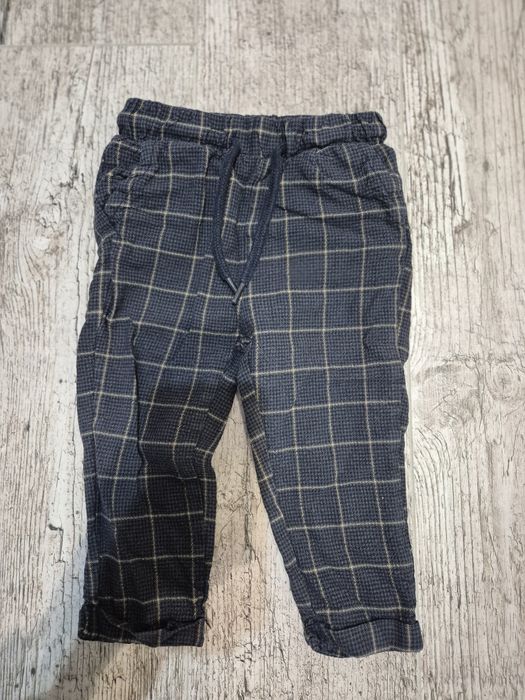 Granatowe spodnie roz 80