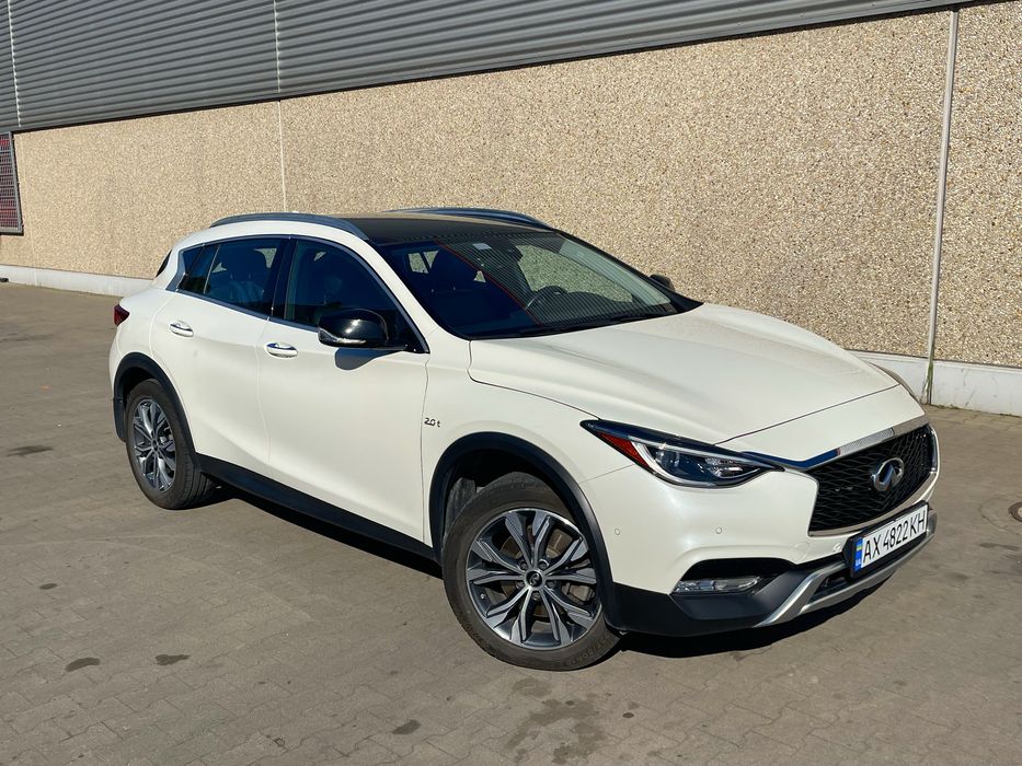 Infiniti QX30 2016