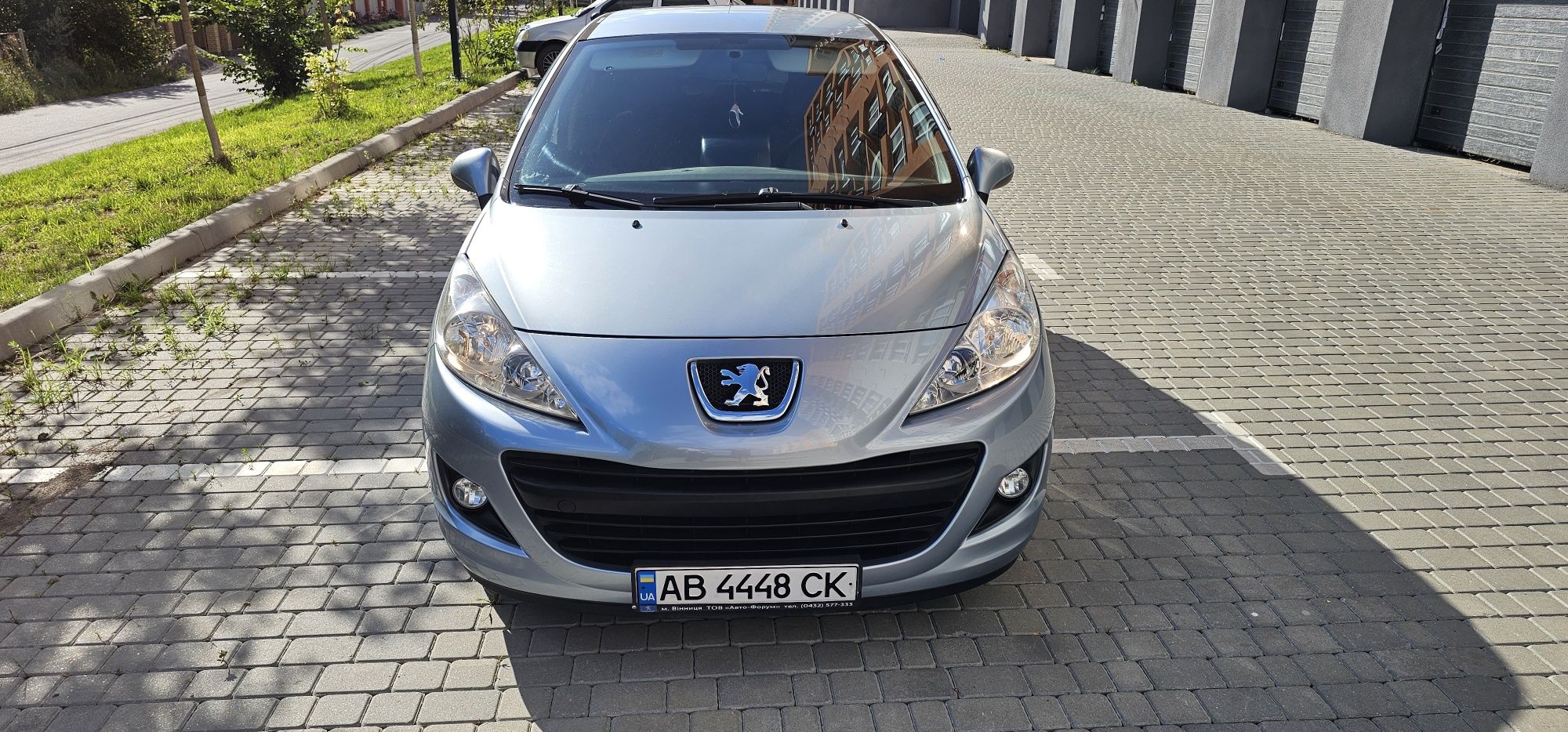 Peugeot 207 - відмінний стан