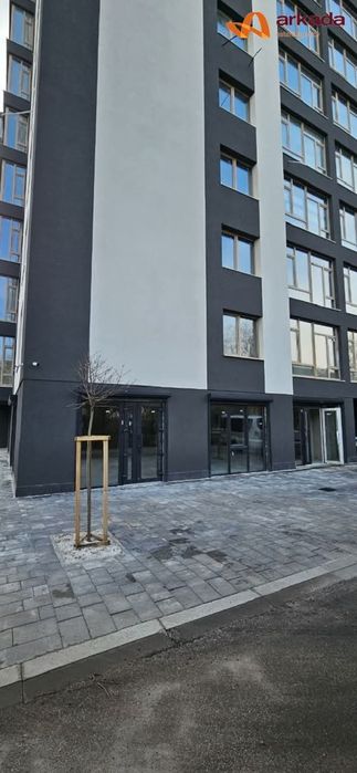 Продж комерційного приміщення біля Парку Шевченка