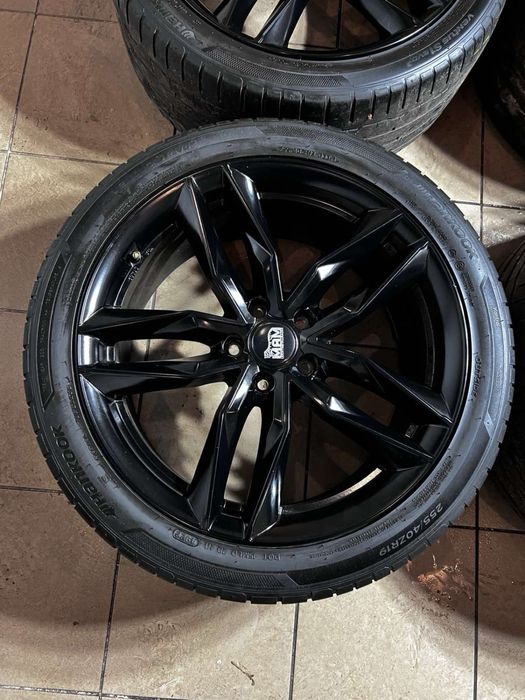 Koła Premium WAG AUDI, Skoda 5x112 ET45+ opony lato255/40ZR19 MAM RS3