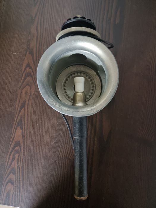Stara lampa z wozu konnego