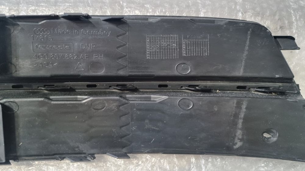 Audi A6 C7 LIFT S-Line kratka przód prawa 4G0.807.682.AF