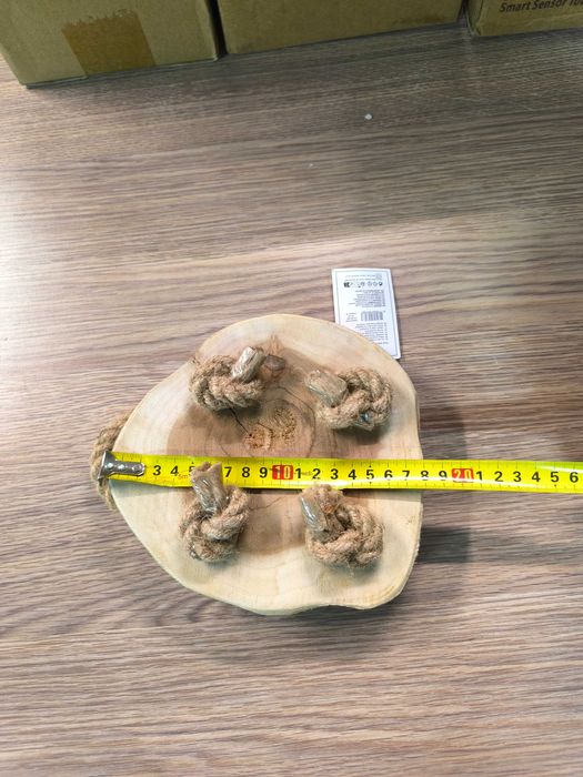 Dekoracyjna lub serwująca taca z naturalnego drewna