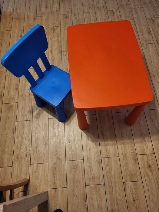 Stolik i krzesło dzieciece