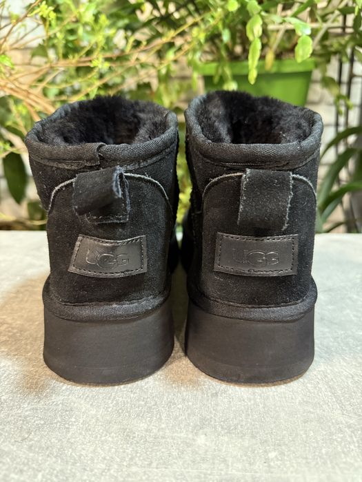 Замшевые угги 39 р