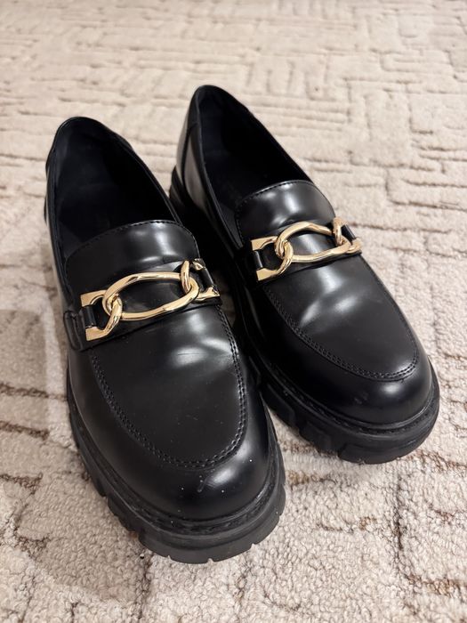 Buty damskie, lofersy r. 38 Deichman