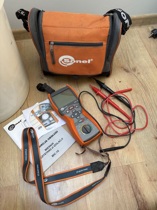 Sonel MIC-10 miernik rezystancji izolacji detektor napięcia.