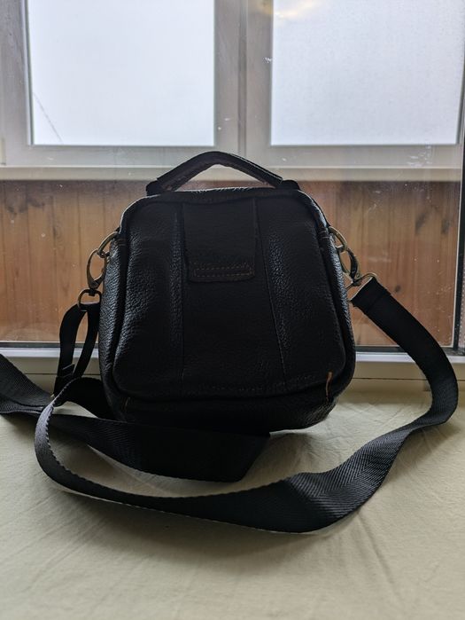 Продам барсетку з натуральної шкіри