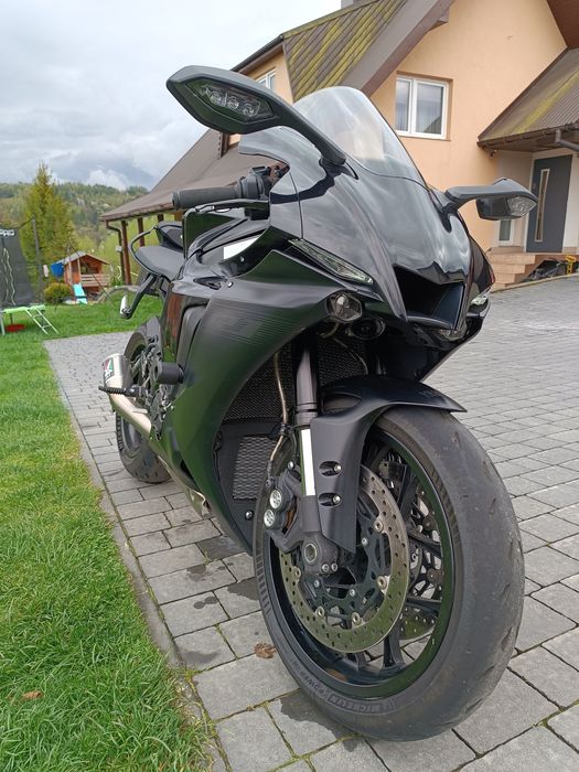 Yamaha R1  rn65  2021