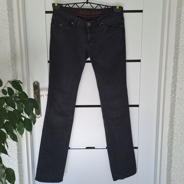 Czarne jeansy Hilfiger rozm.38
