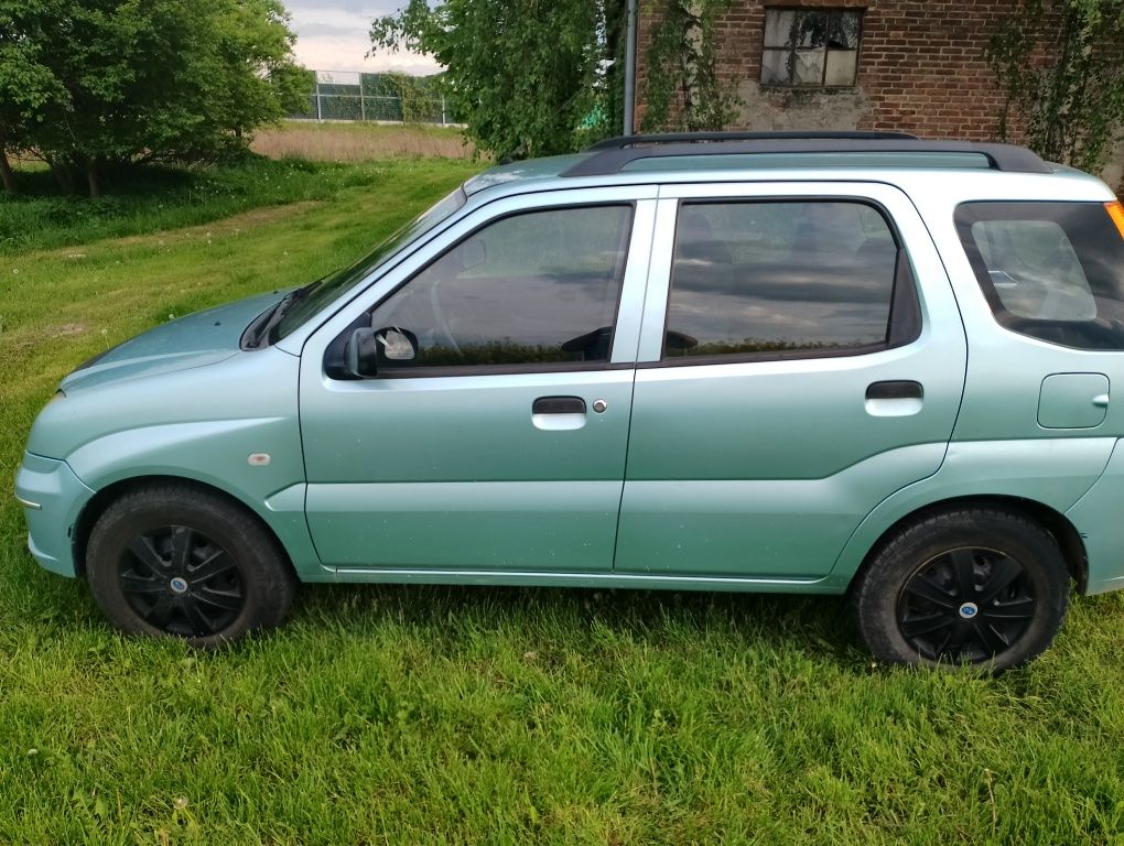 Subaru justy 4x4z gazem