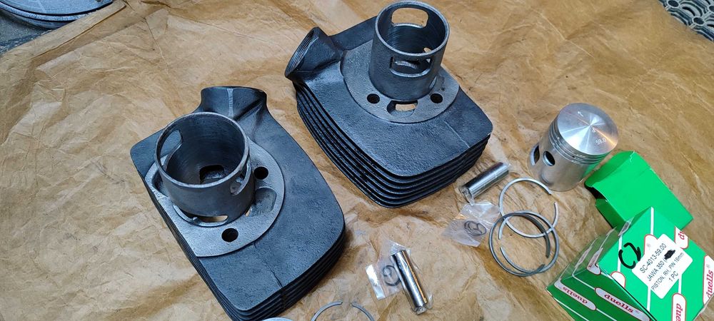 Cylindry CZ 350 Jak nowe po szlifie 6V żeliwne cylinder prawy lewy