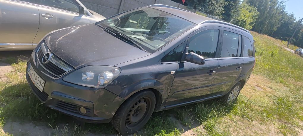 Zafira 1.9 cdti klima sprawna 7 osób