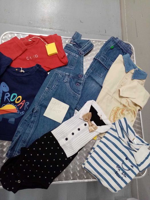 Roupa de bebé em lotes em 2a mão em bom estado