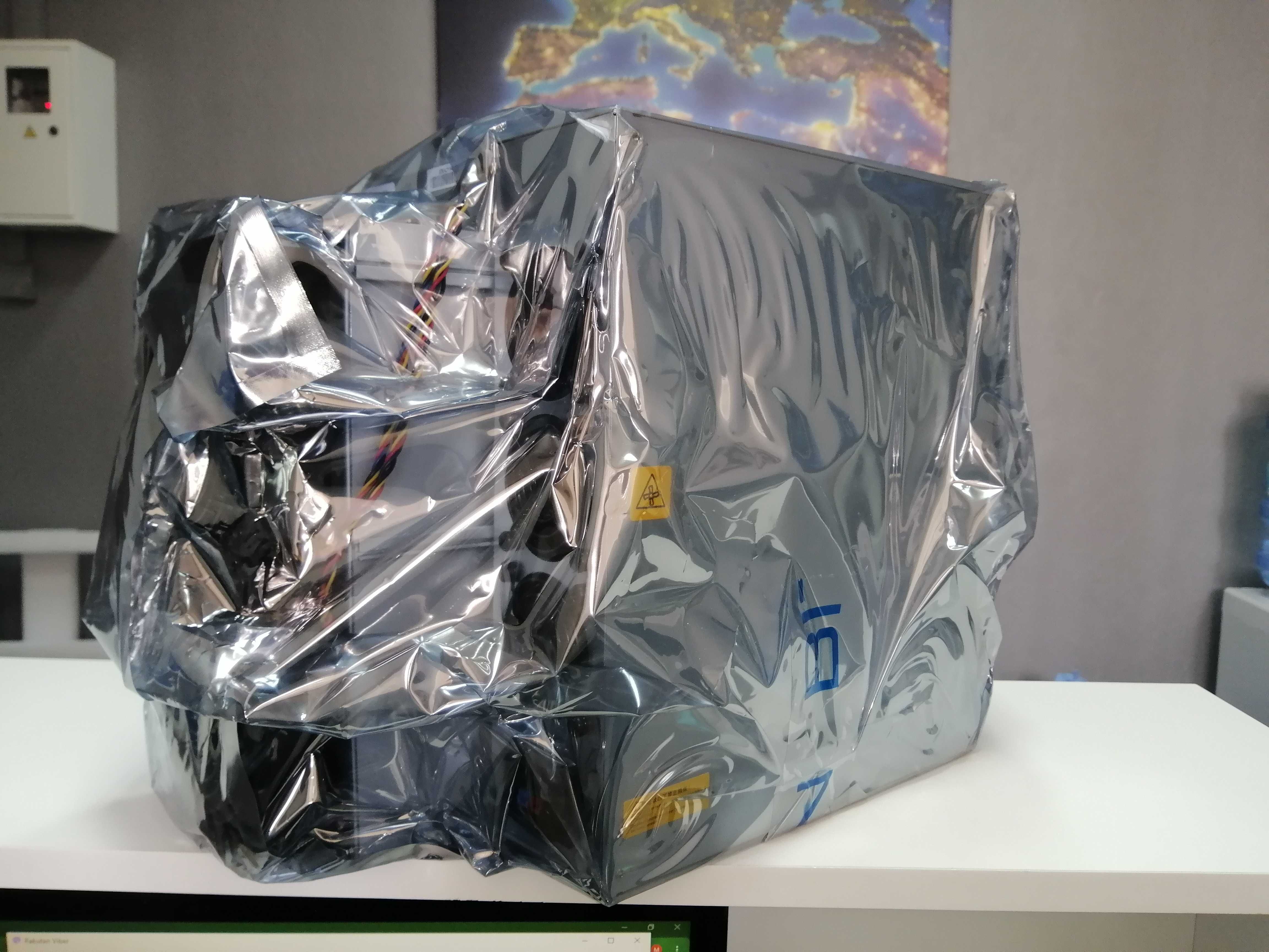 Майнер BITMAIN Antminer T21 180T 2700$ (Найнижча ціна в Україні)