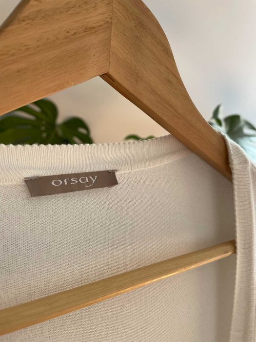 Biały sweter Orsay