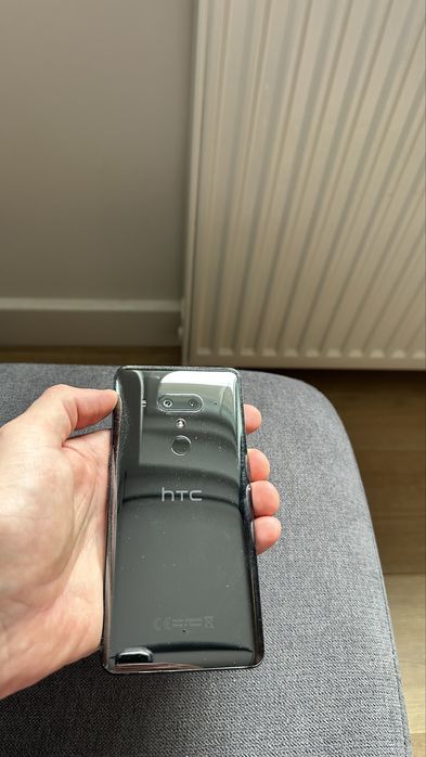 HTC U12+ 64gb/6gb RAM