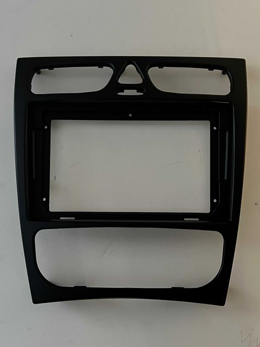 Moldura Mercedes w209/w203 autoradio 9"