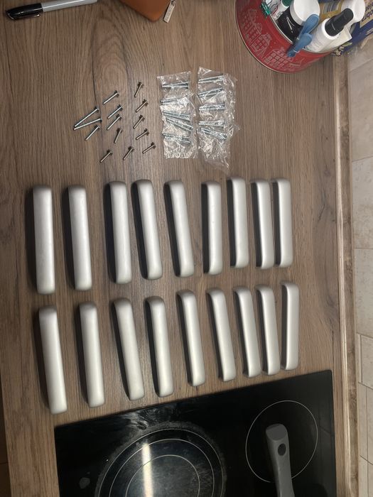 18szt uchwytów do mebli srebrny Mat