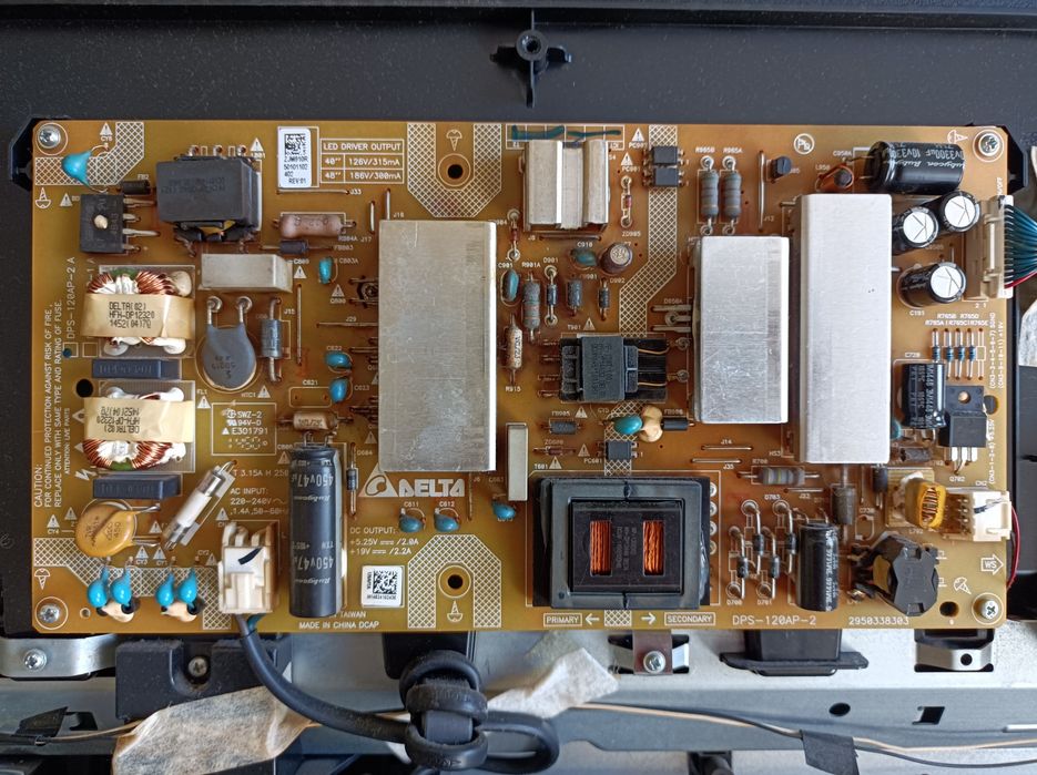 Grundig VLE 6520 BL na czesci