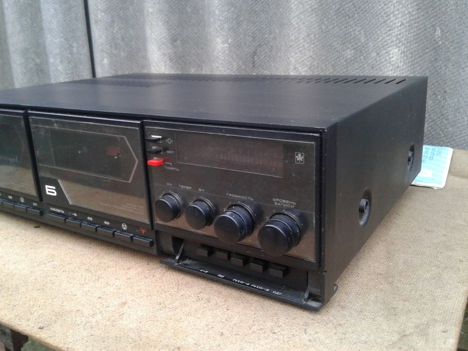 Магнитофон кассетный приставка Маяк 242 С СССР магнитола магнітофон